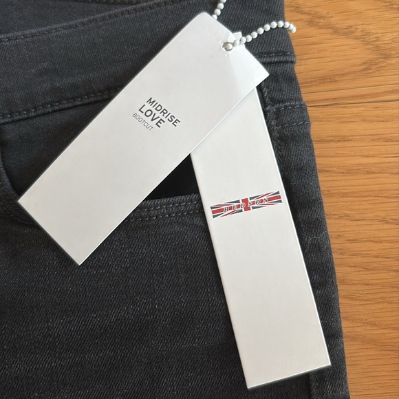 NWT Hudson Midrise Love Bootcut Jeans. Size 31 x 34 - Picture 3 of 8